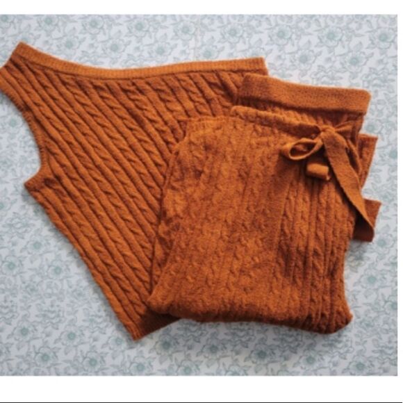 NWT Anthropologie Ribbed Knit Skirt Set
Anthropologie - Picture 6 of 9